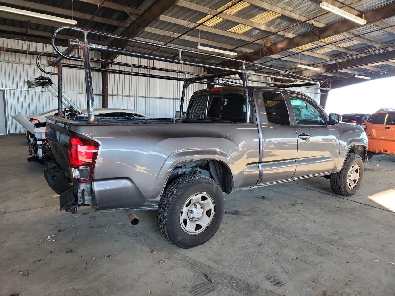 TOYOTA TACOMA ACCESS CAB