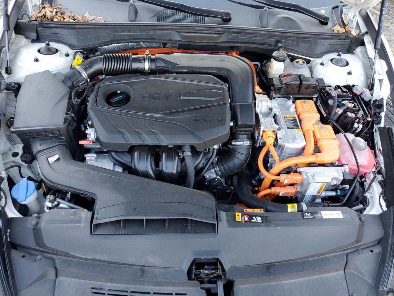 HYUNDAI SONATA HYBRID