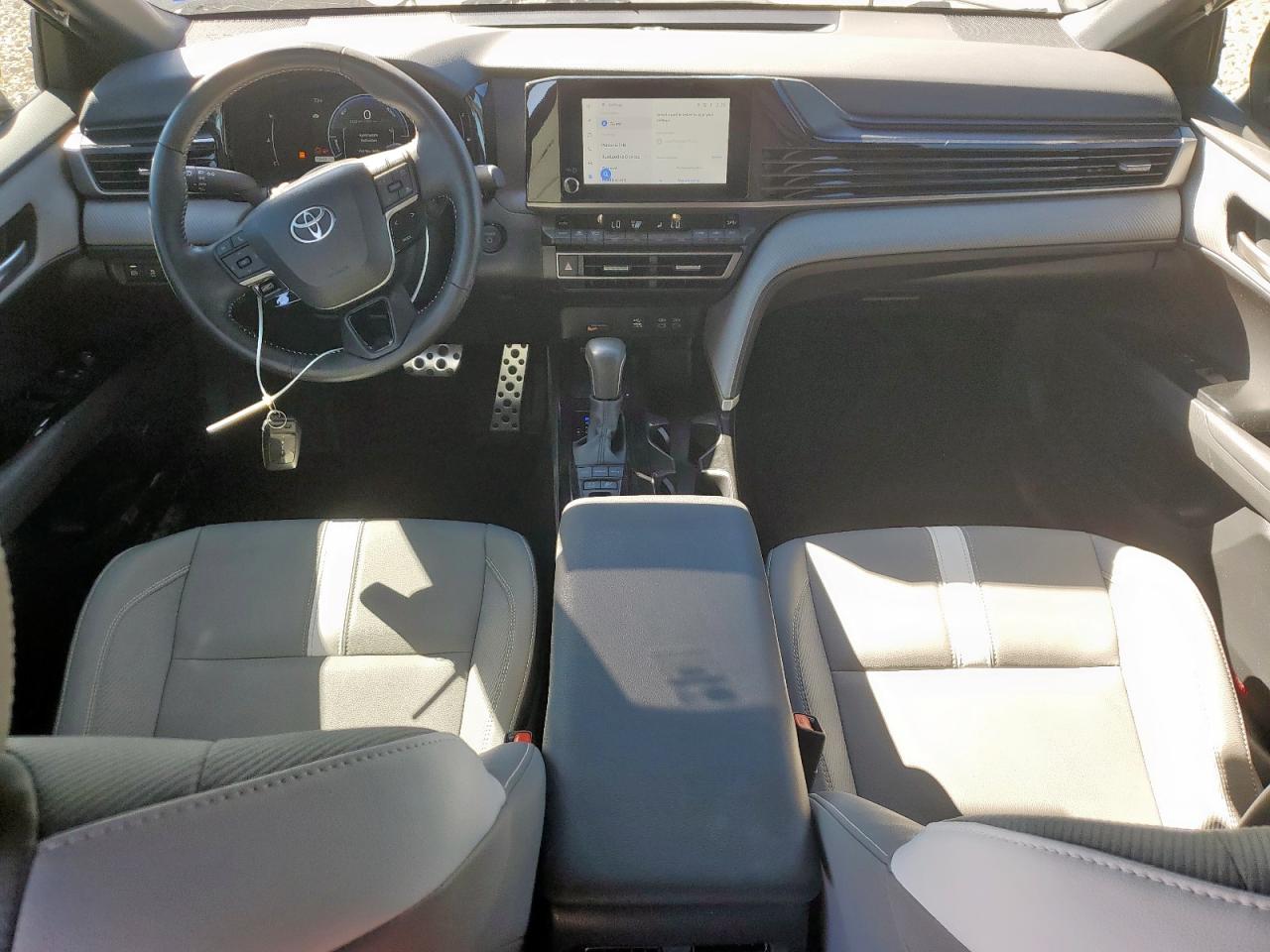 TOYOTA CAMRY XSE