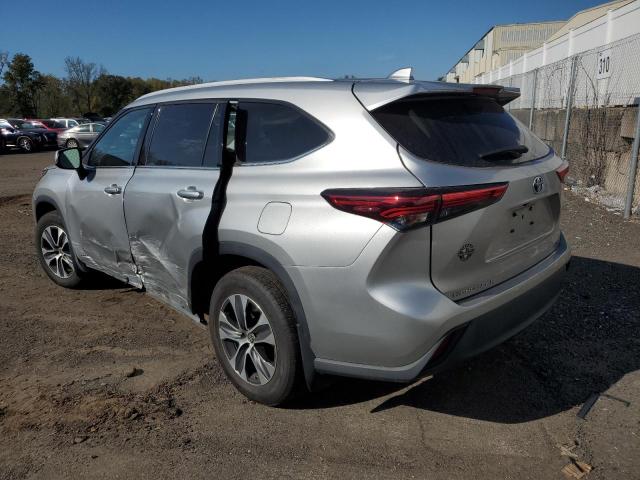 2022 TOYOTA HIGHLANDER HYBRID XLE 5TDGBRCH4NS558971