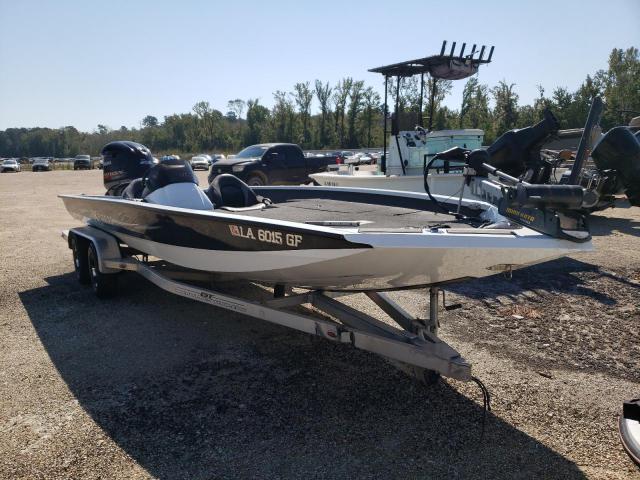 Global Auto Auctions: 2016 XPRE BOAT