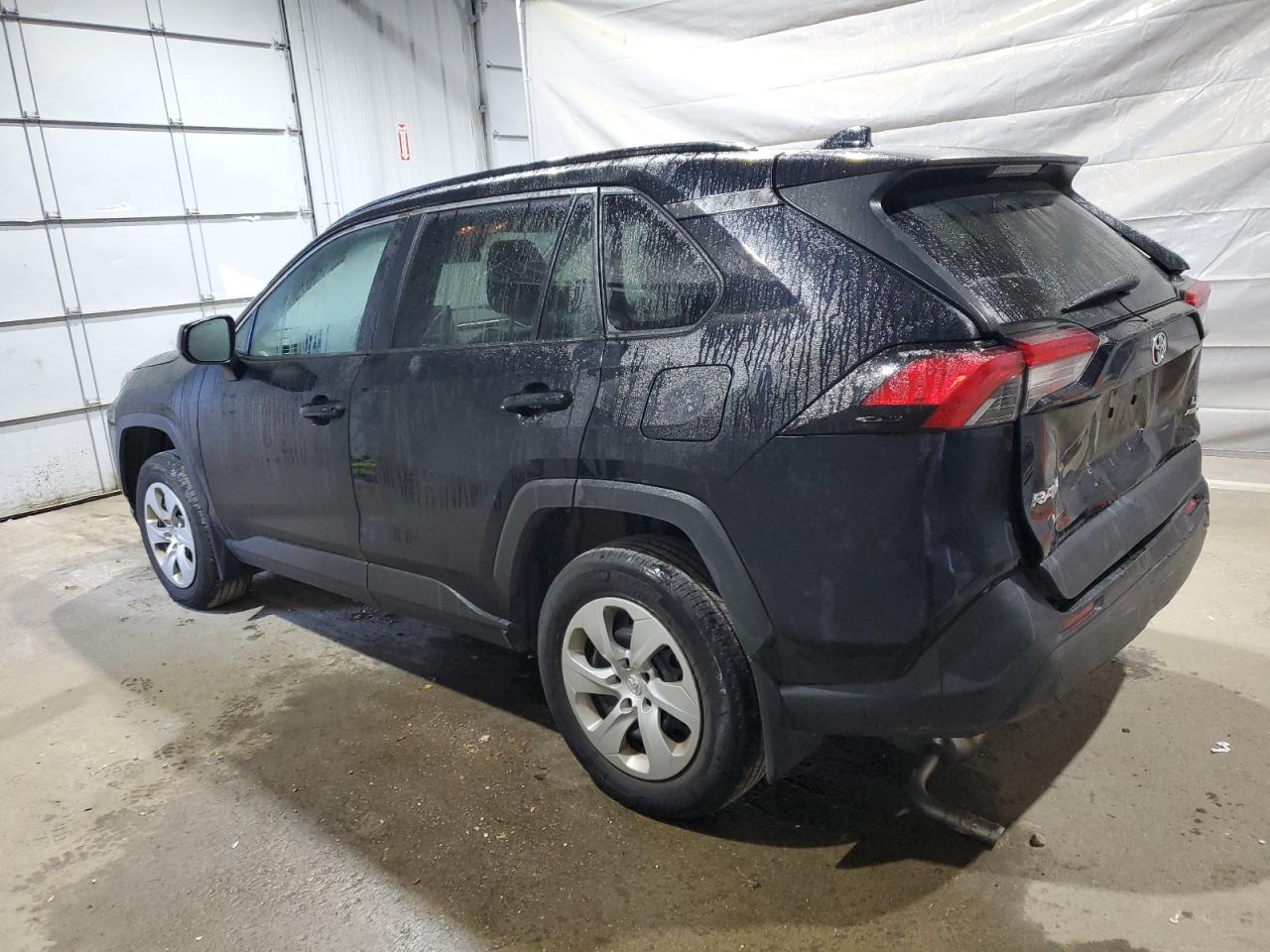 TOYOTA RAV4 LE