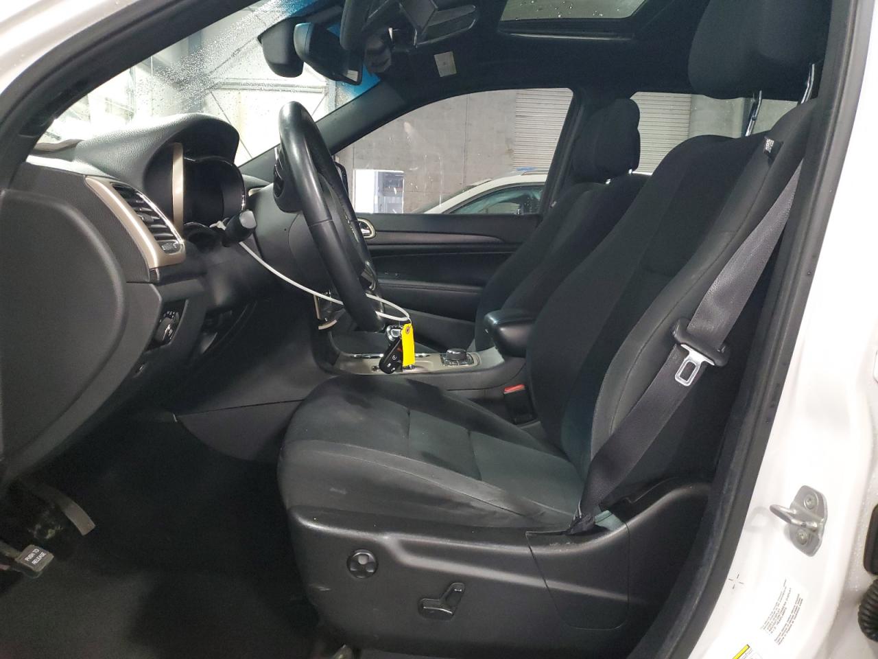 JEEP GRAND CHEROKEE LAREDO