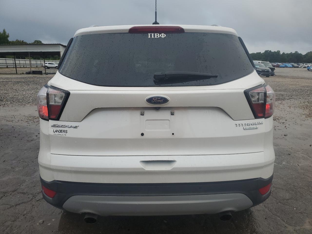 FORD ESCAPE TITANIUM