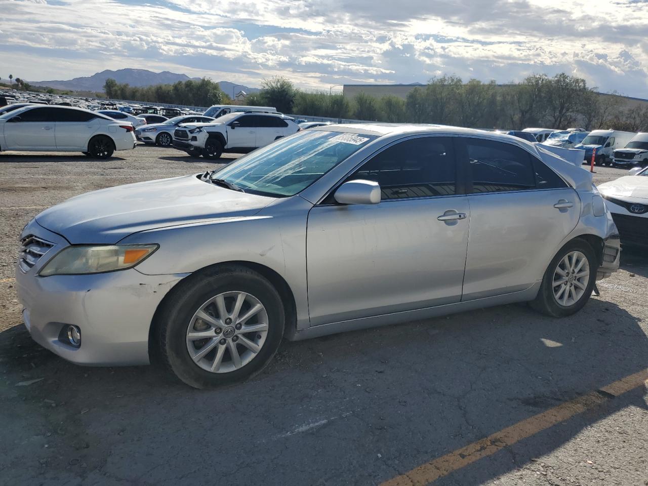 TOYOTA CAMRY SE