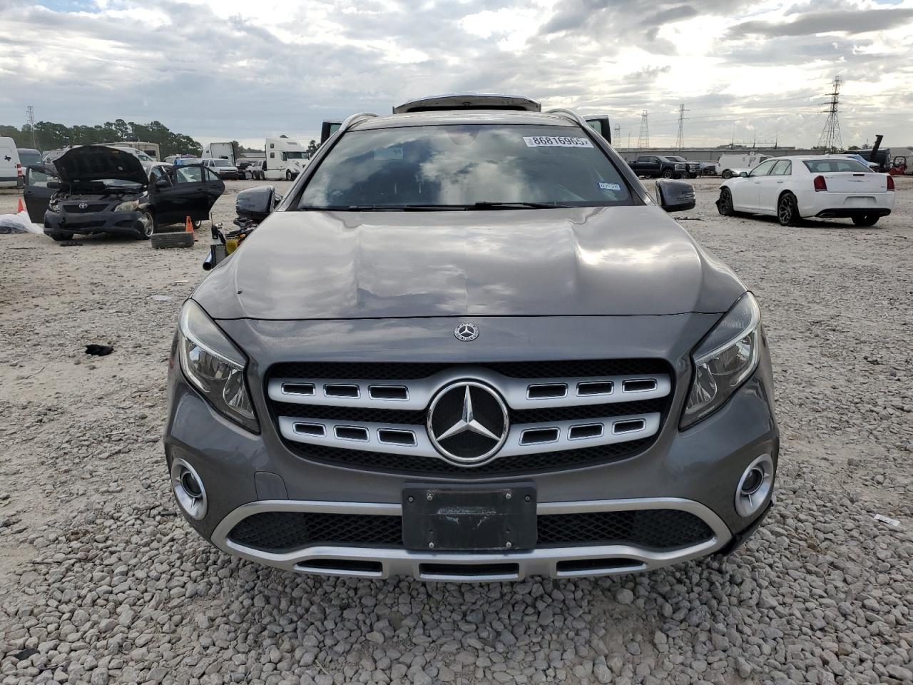 MERCEDES-BENZ GLA-CLASS 250