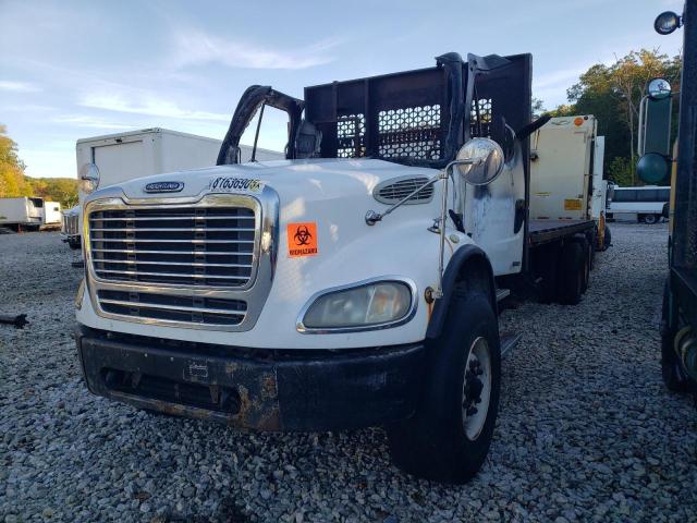 Global Auto Auctions: 2005 FREIGHTLINER M2 112 MED