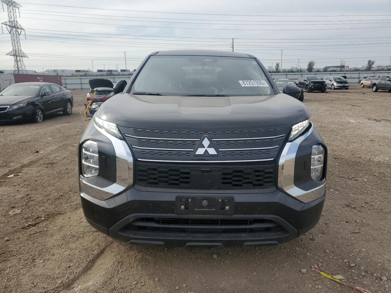 MITSUBISHI OUTLANDER ES