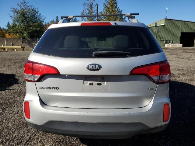 2015 KIA SORENTO LX 5XYKTDA73FG597702