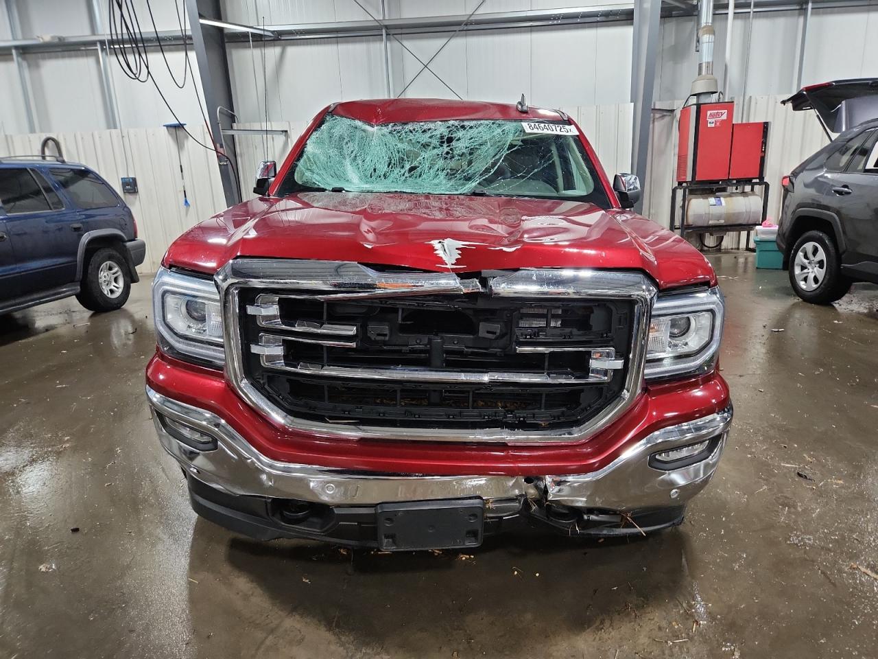 GMC SIERRA K1500 SLT