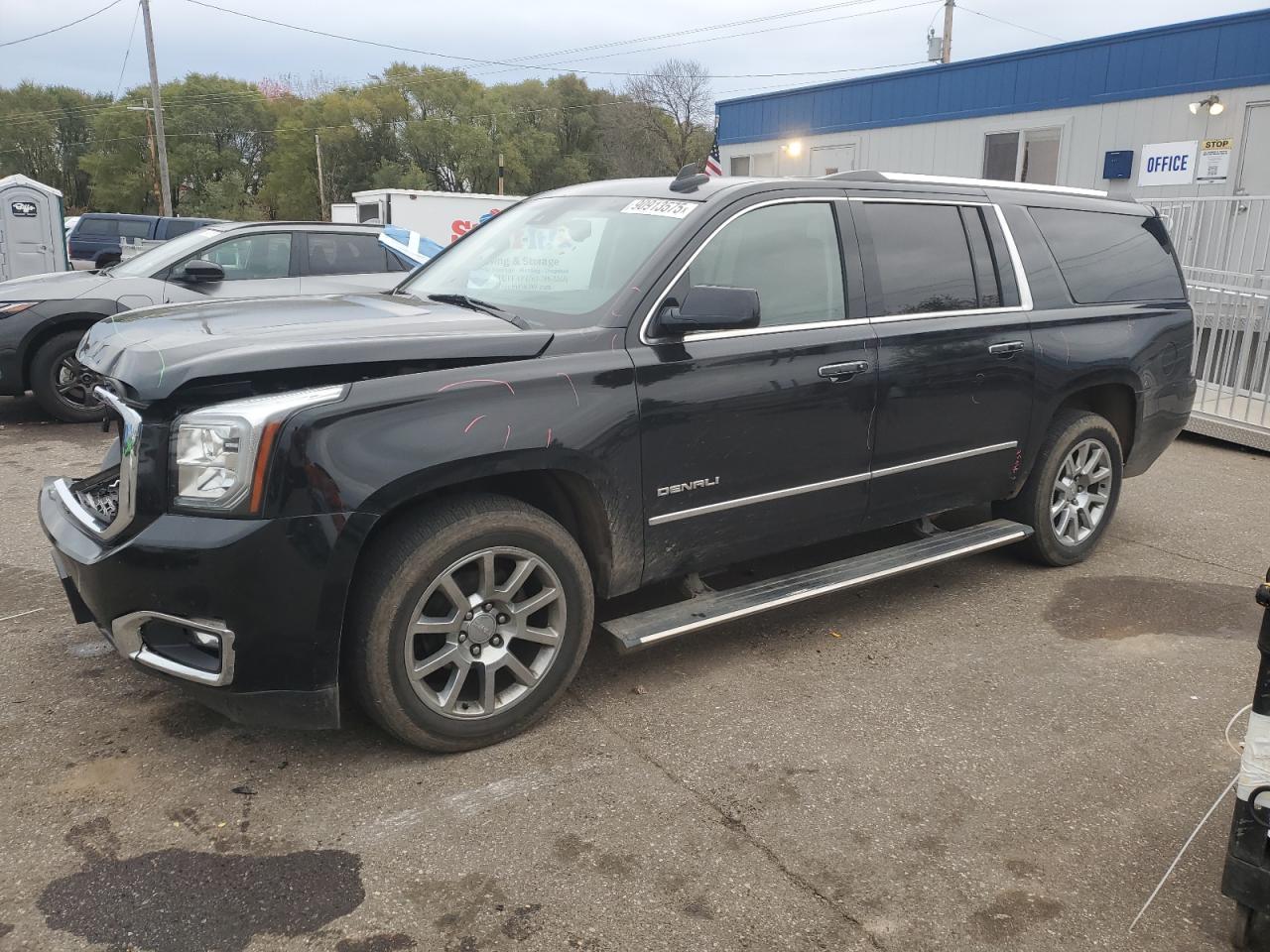 GMC YUKON DENALI
