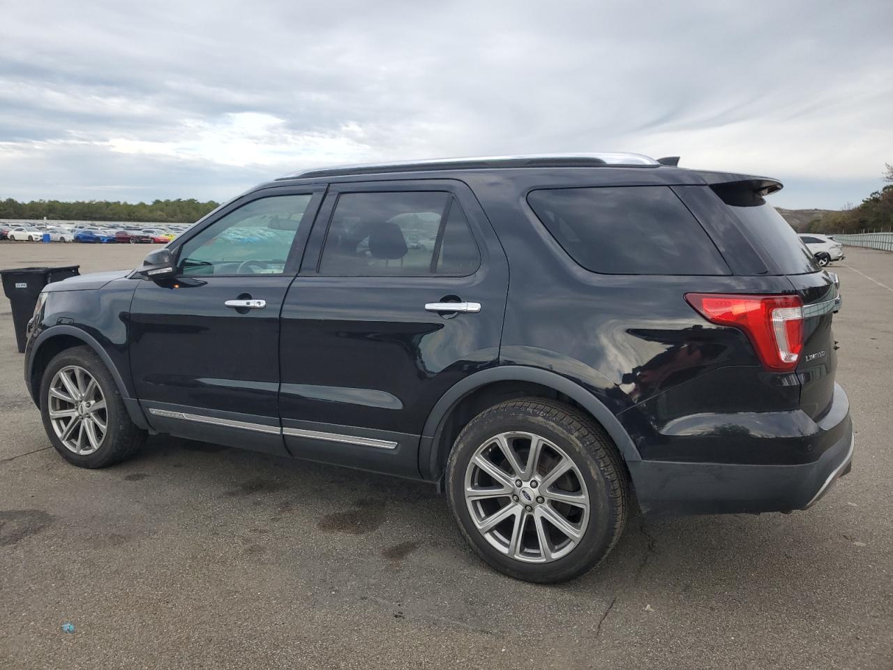 FORD EXPLORER LIMITED