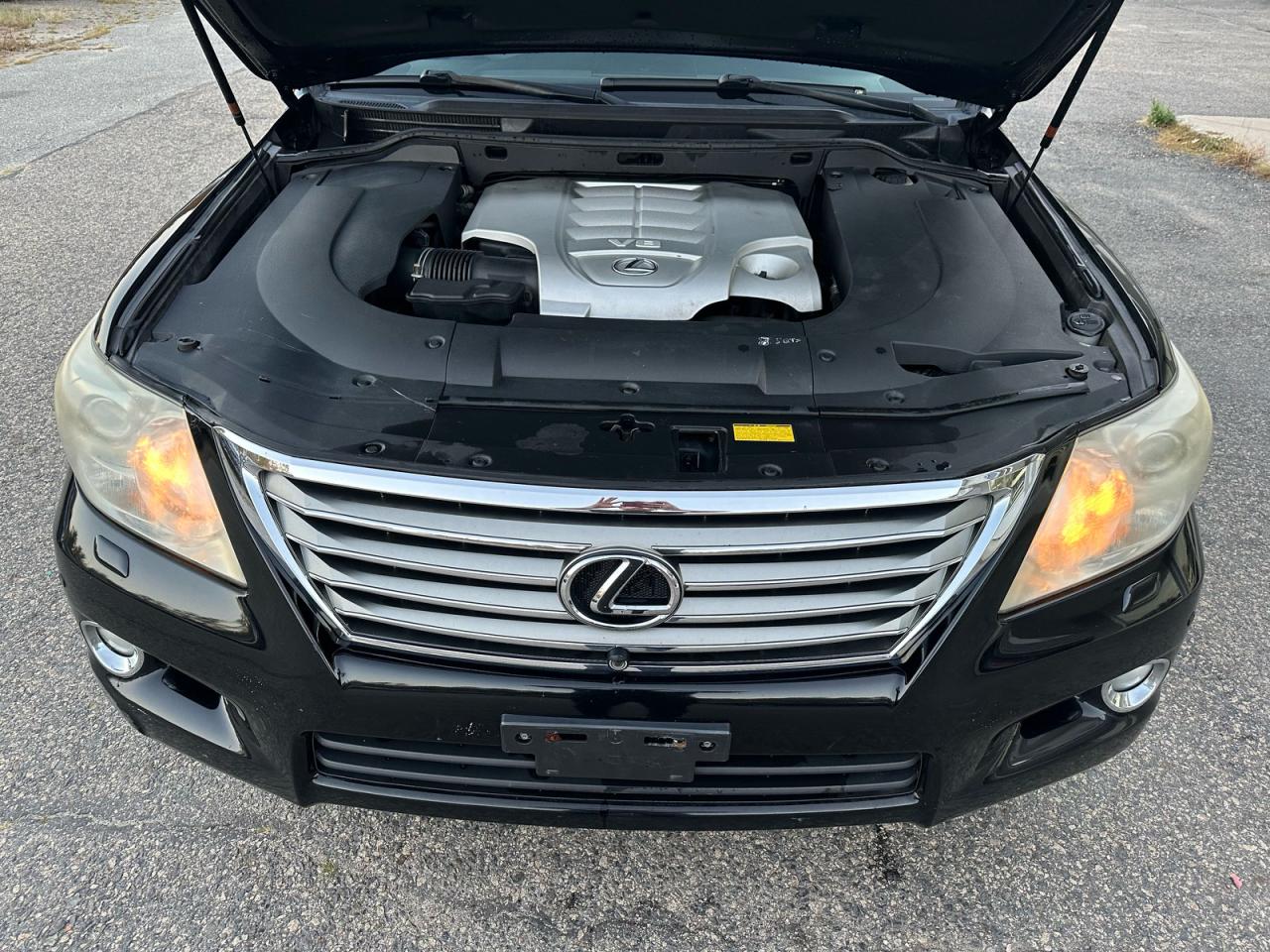 LEXUS LX 570
