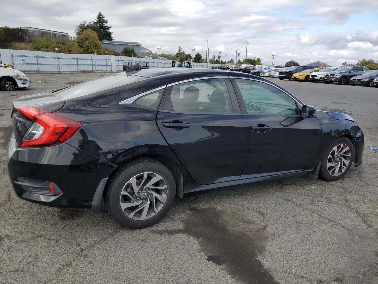 Lot #3310625826 2017 HONDA CIVIC EX