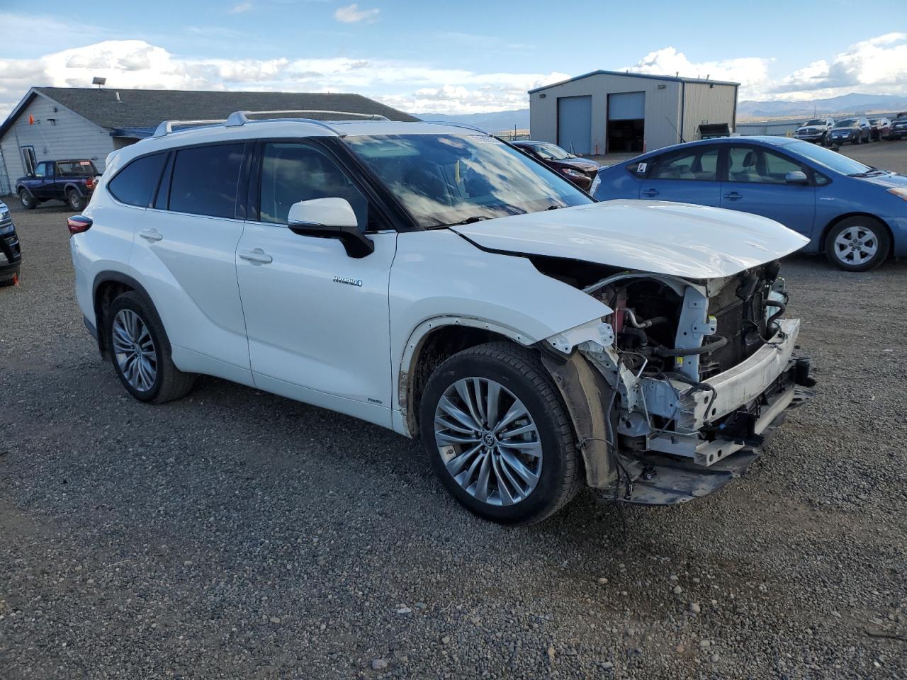TOYOTA HIGHLANDER HYBRID PLATINUM