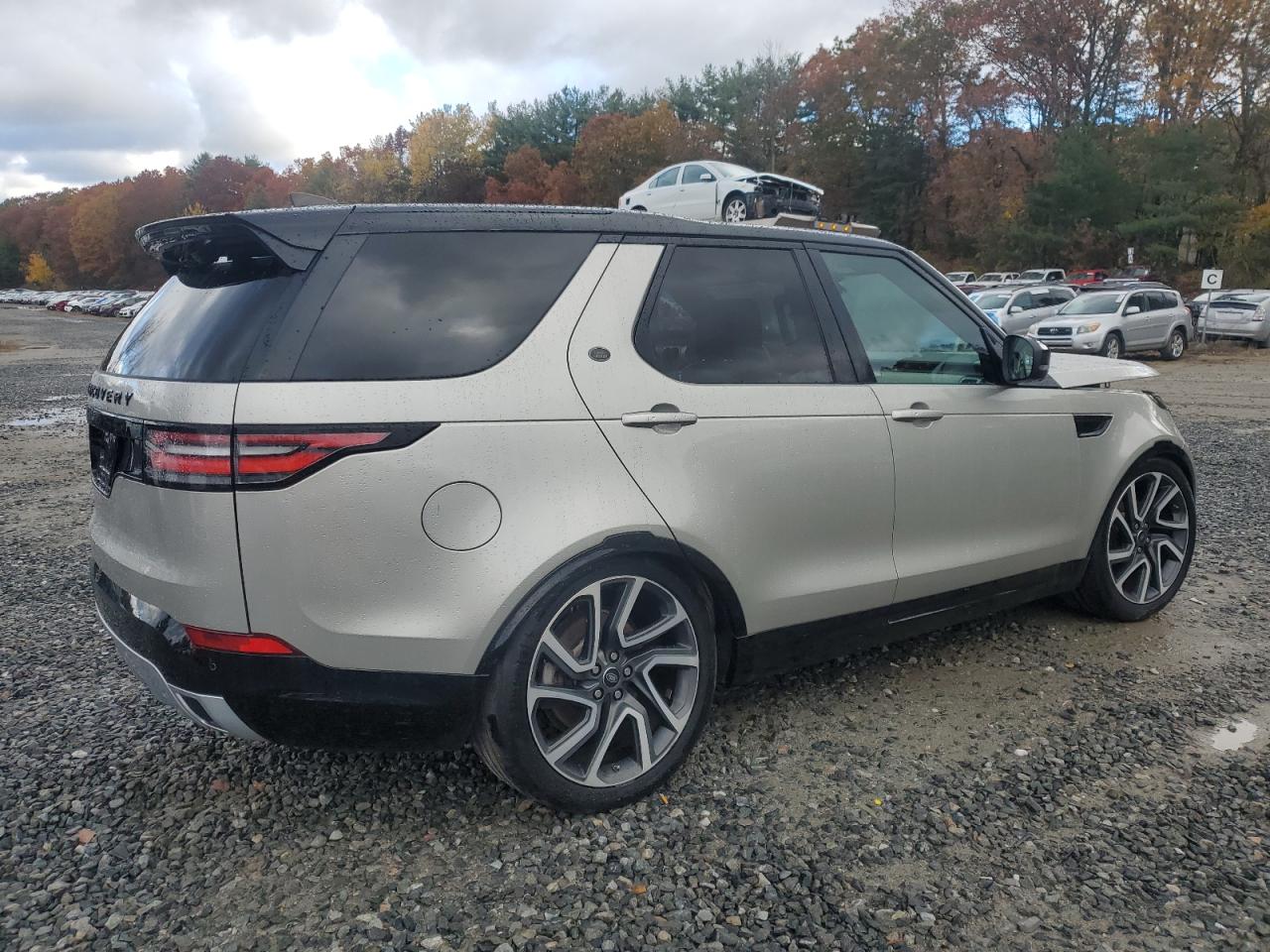 LAND ROVER DISCOVERY HSE LUXURY