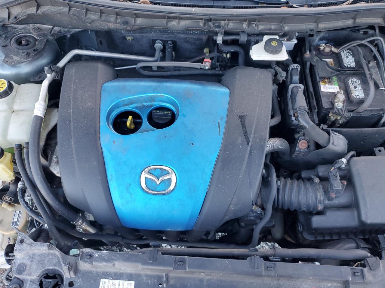 MAZDA 3 I