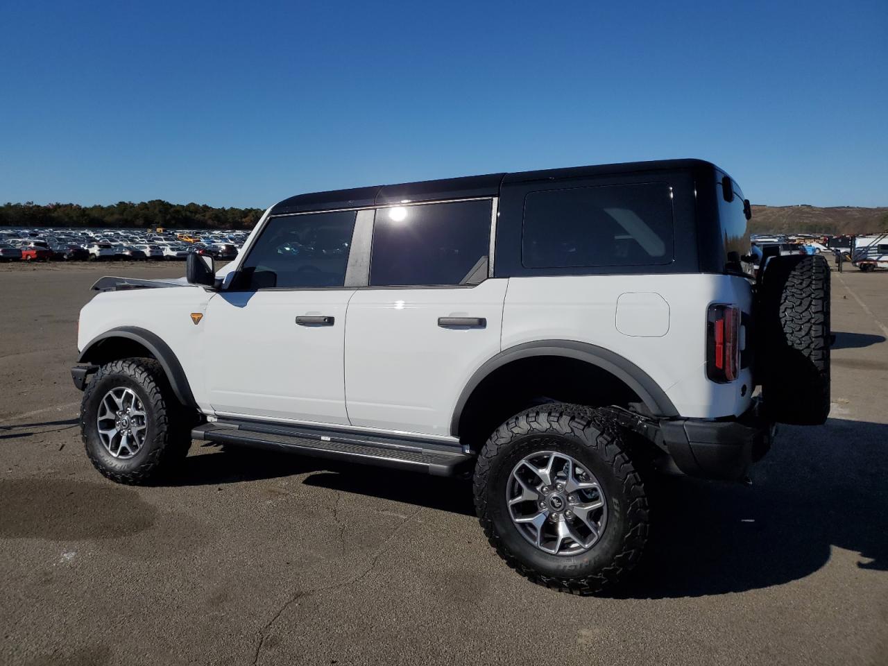 FORD BRONCO BADLANDS