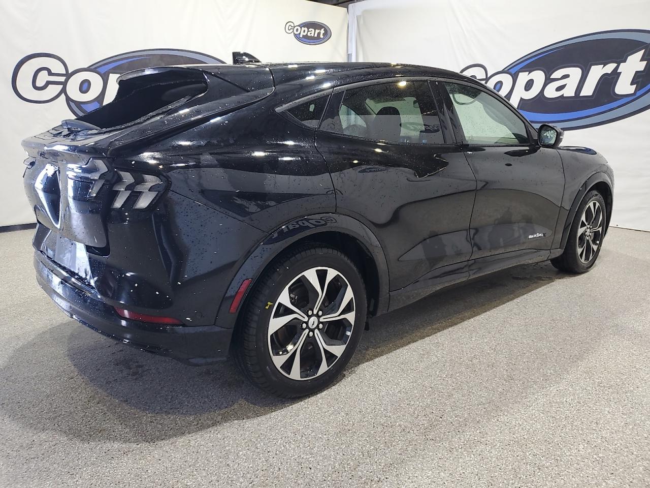 FORD MUSTANG PREMIUM