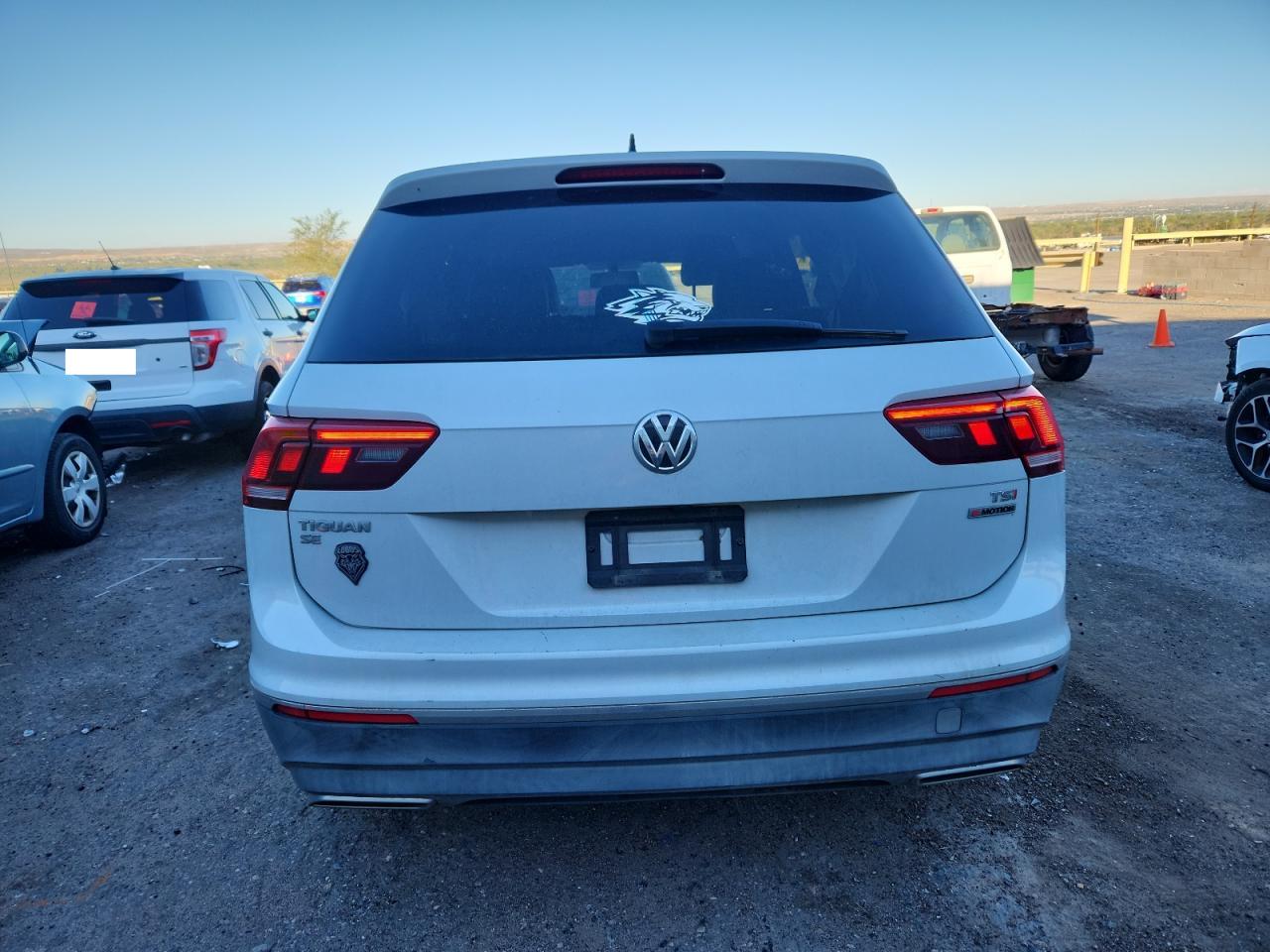 VOLKSWAGEN TIGUAN SE