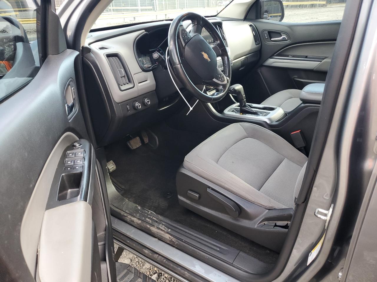 CHEVROLET COLORADO LT