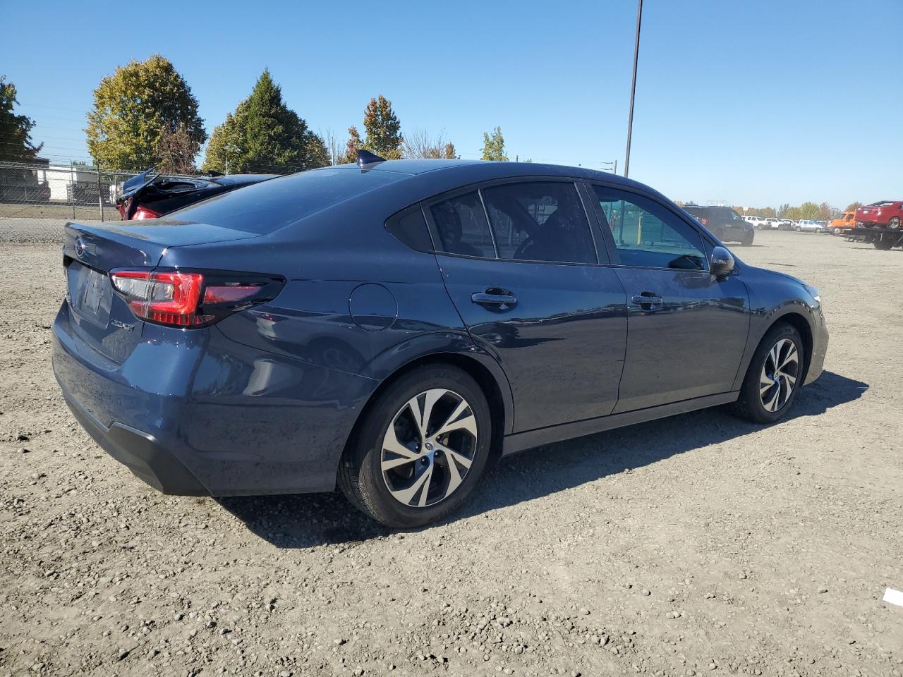 SUBARU LEGACY PREMIUM