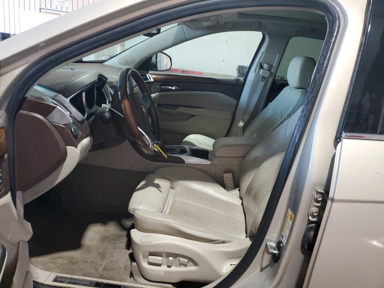 CADILLAC SRX LUXURY COLLECTION