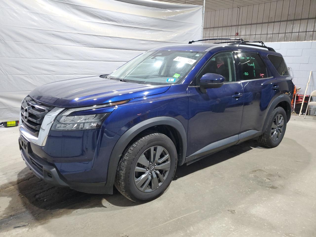 NISSAN PATHFINDER SV