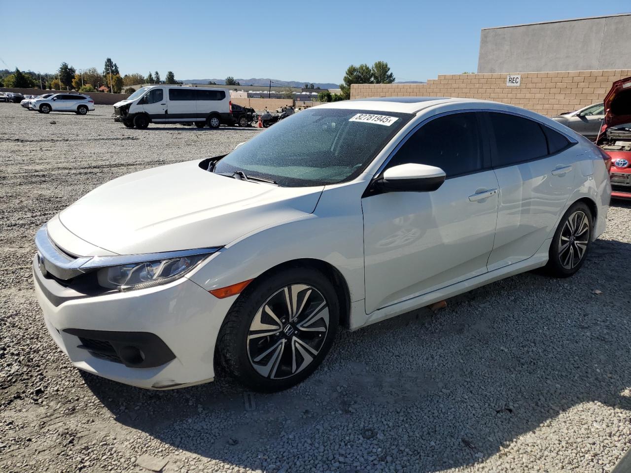 Lot #3302766363 2018 HONDA CIVIC EX