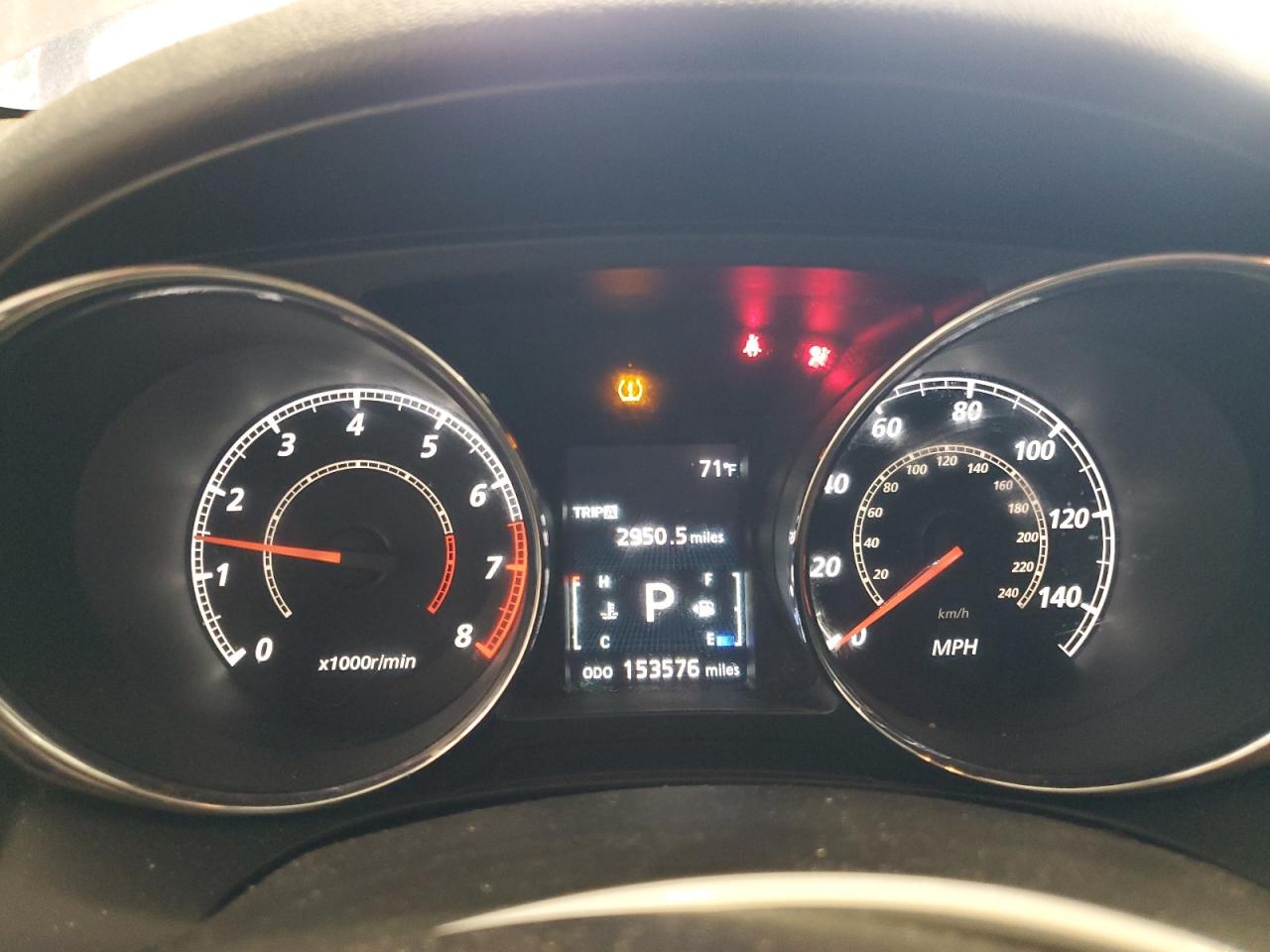 MITSUBISHI OUTLANDER SE