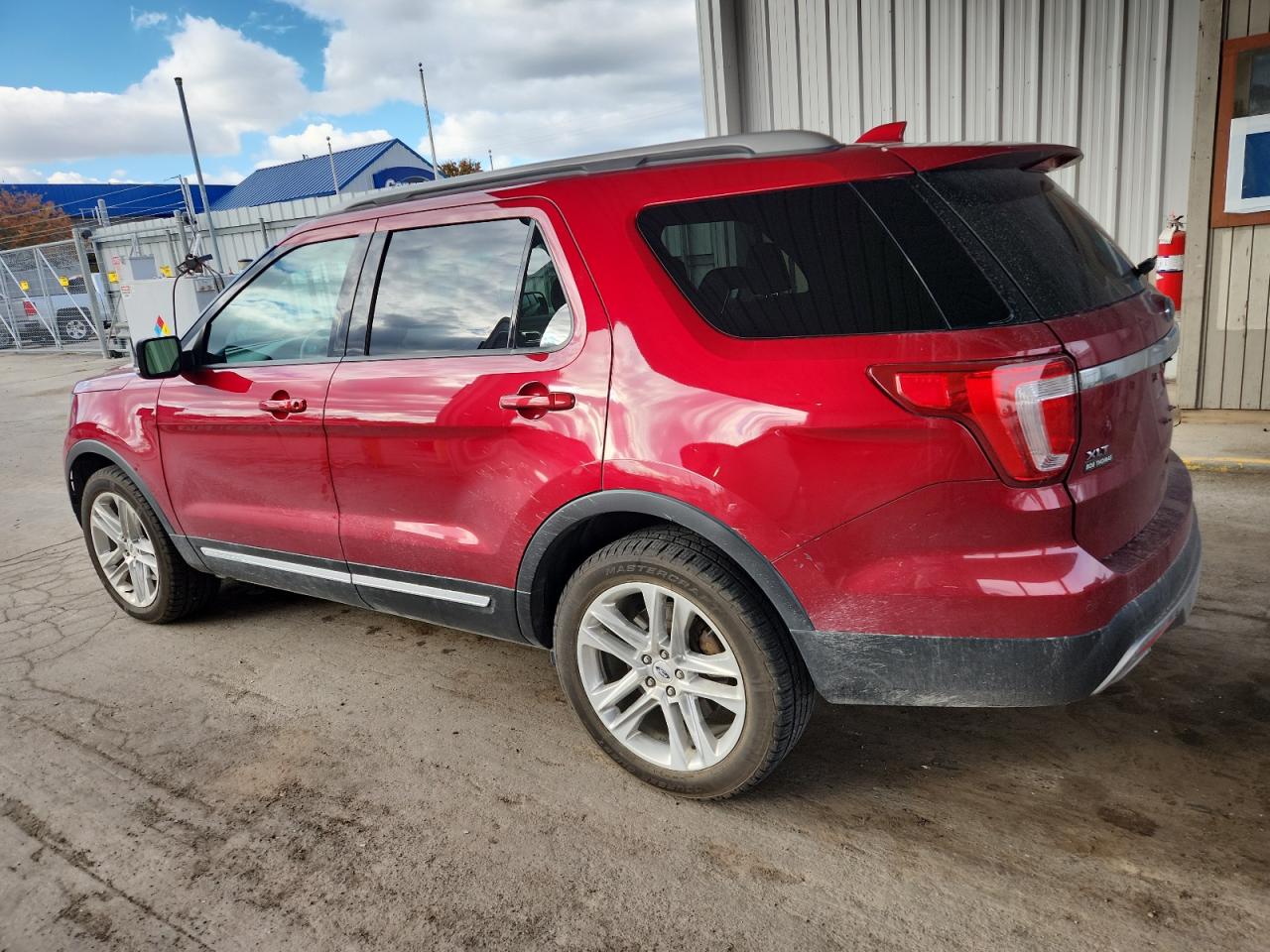 FORD EXPLORER XLT