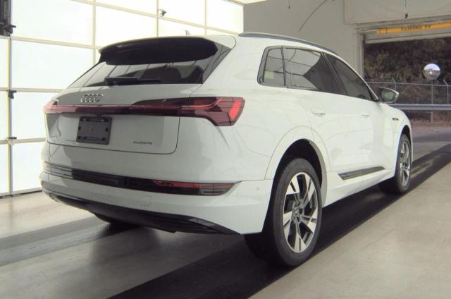 2021 AUDI E-TRON PRE WA1AAAGE8MB010286