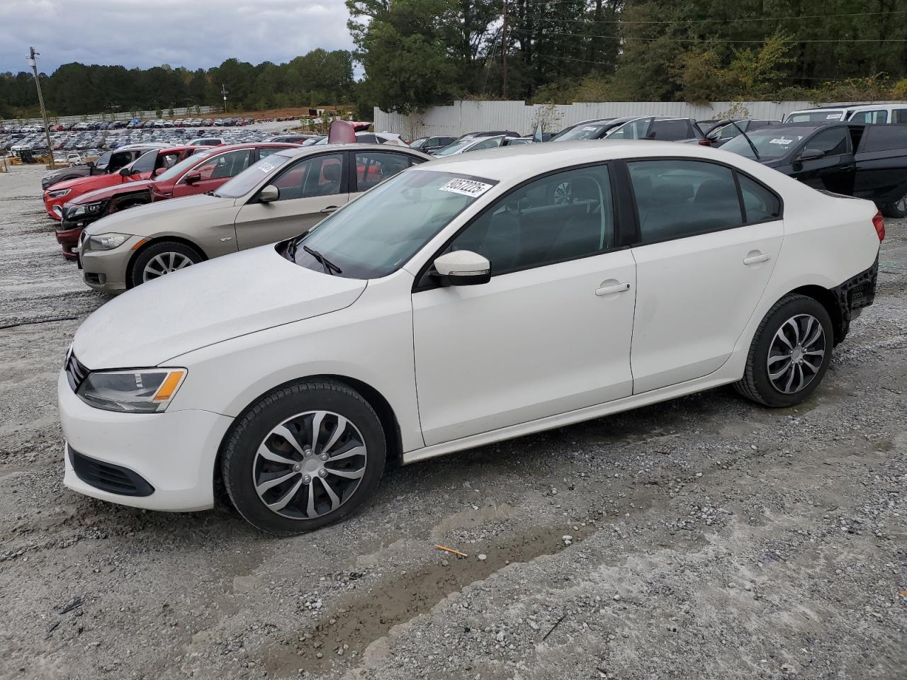 VOLKSWAGEN JETTA SE