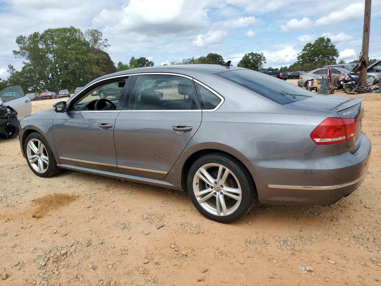 VOLKSWAGEN PASSAT SEL