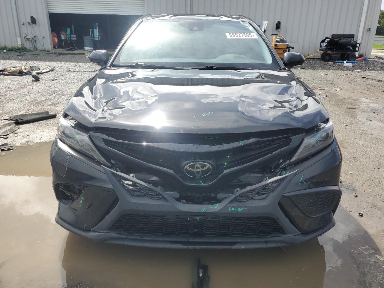 TOYOTA CAMRY SE NIGHT SHADE