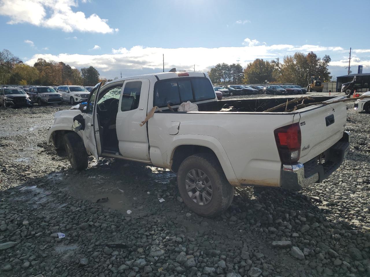 TOYOTA TACOMA ACCESS CAB