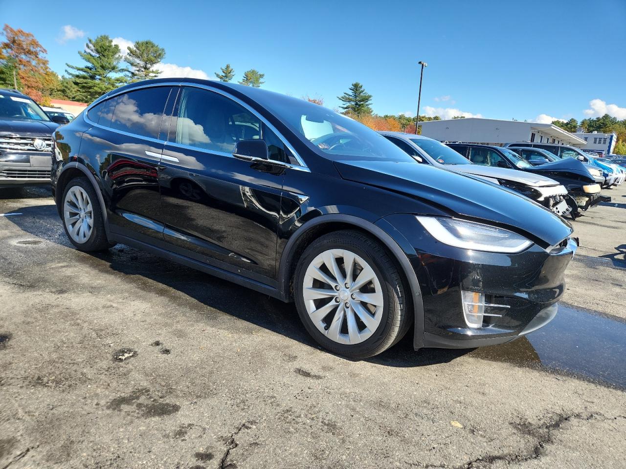 TESLA MODEL X