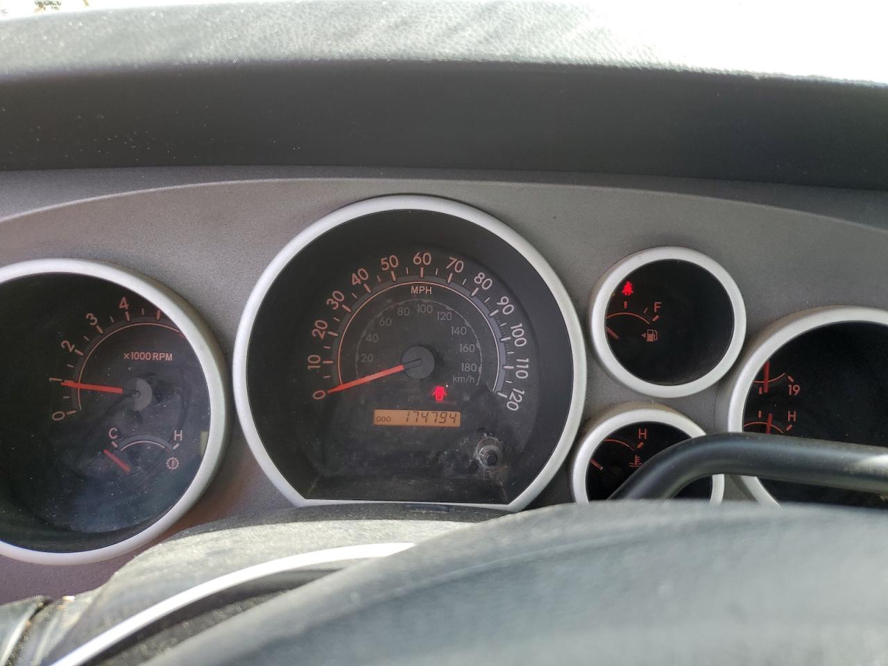 TOYOTA TUNDRA DOUBLE CAB SR5