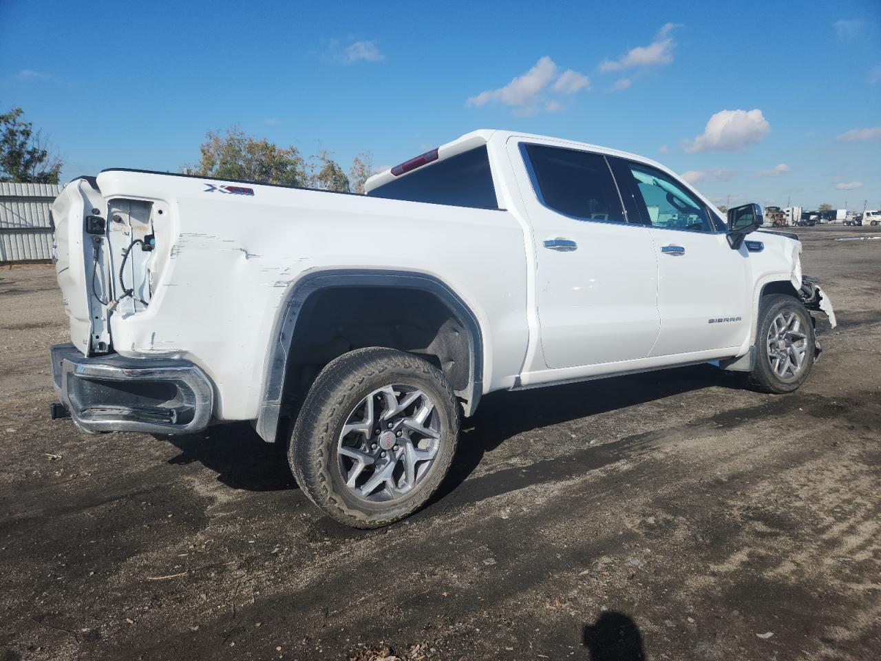 GMC SIERRA 1500 K1500 SLT
