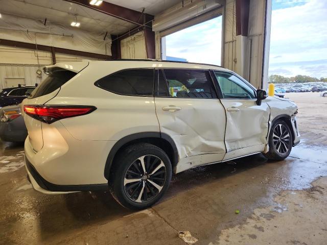 2021 TOYOTA HIGHLANDER - 5TDJZRBH7MS109852