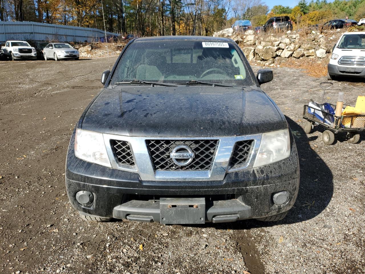 NISSAN FRONTIER SV