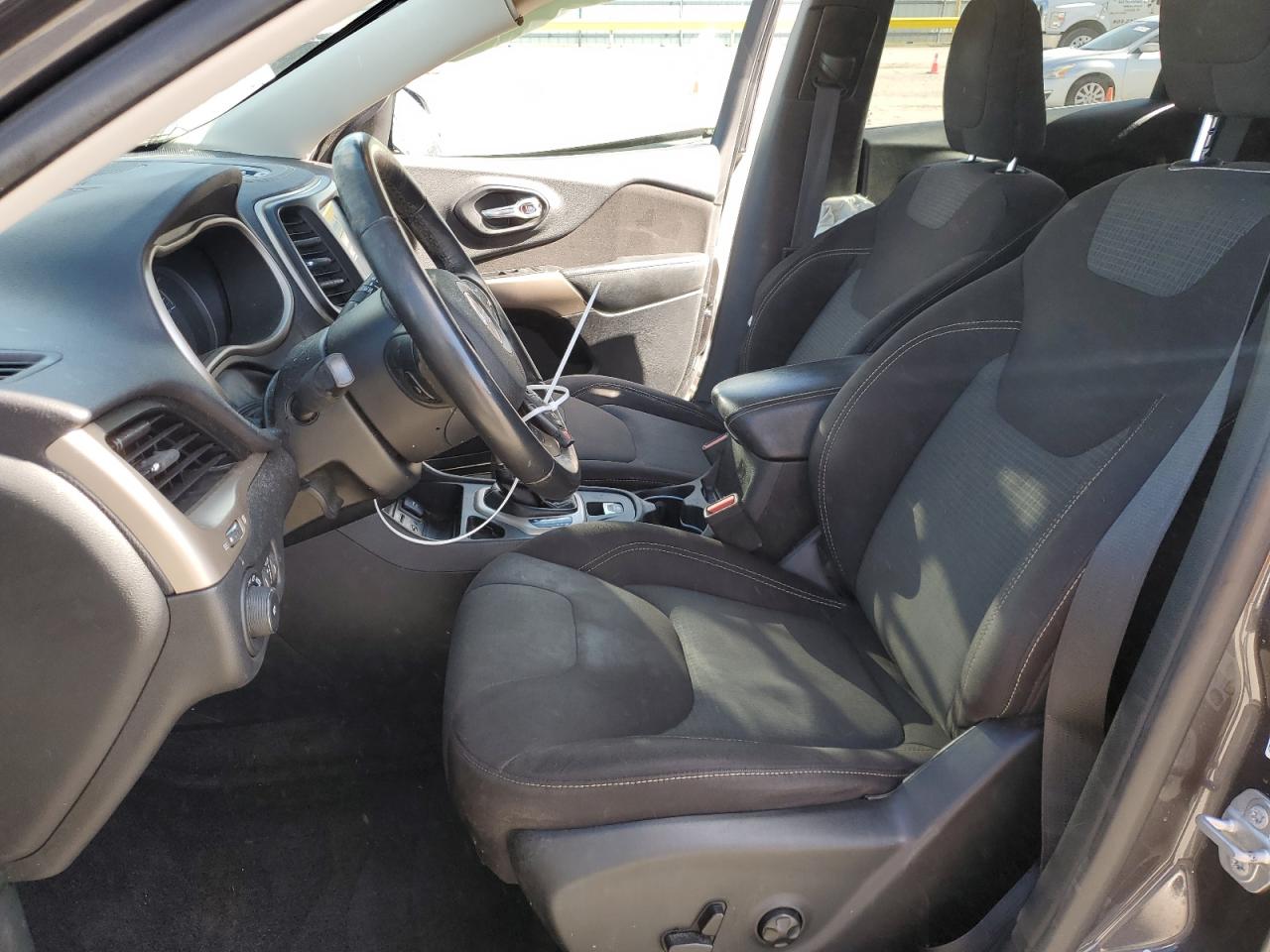 JEEP GRAND CHEROKEE LATITUDE