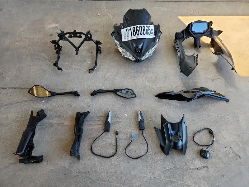 2025 KAWASAKI EX650 R ML5EXER13SDAF4102