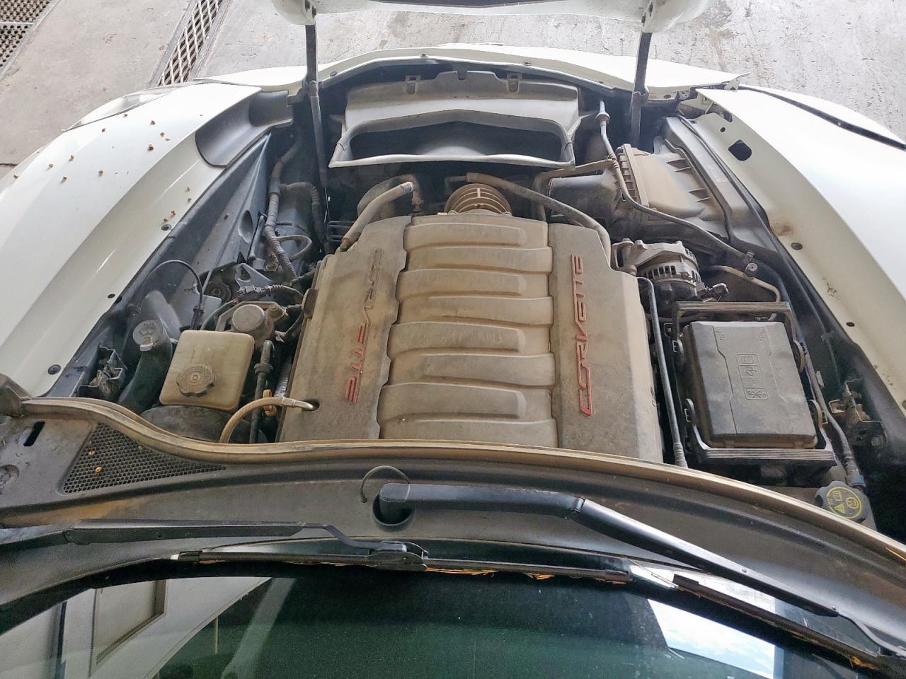 CHEVROLET CORVETTE STINGRAY 2LT