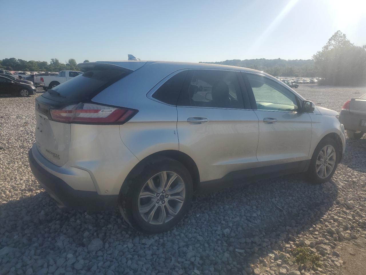 FORD EDGE TITANIUM