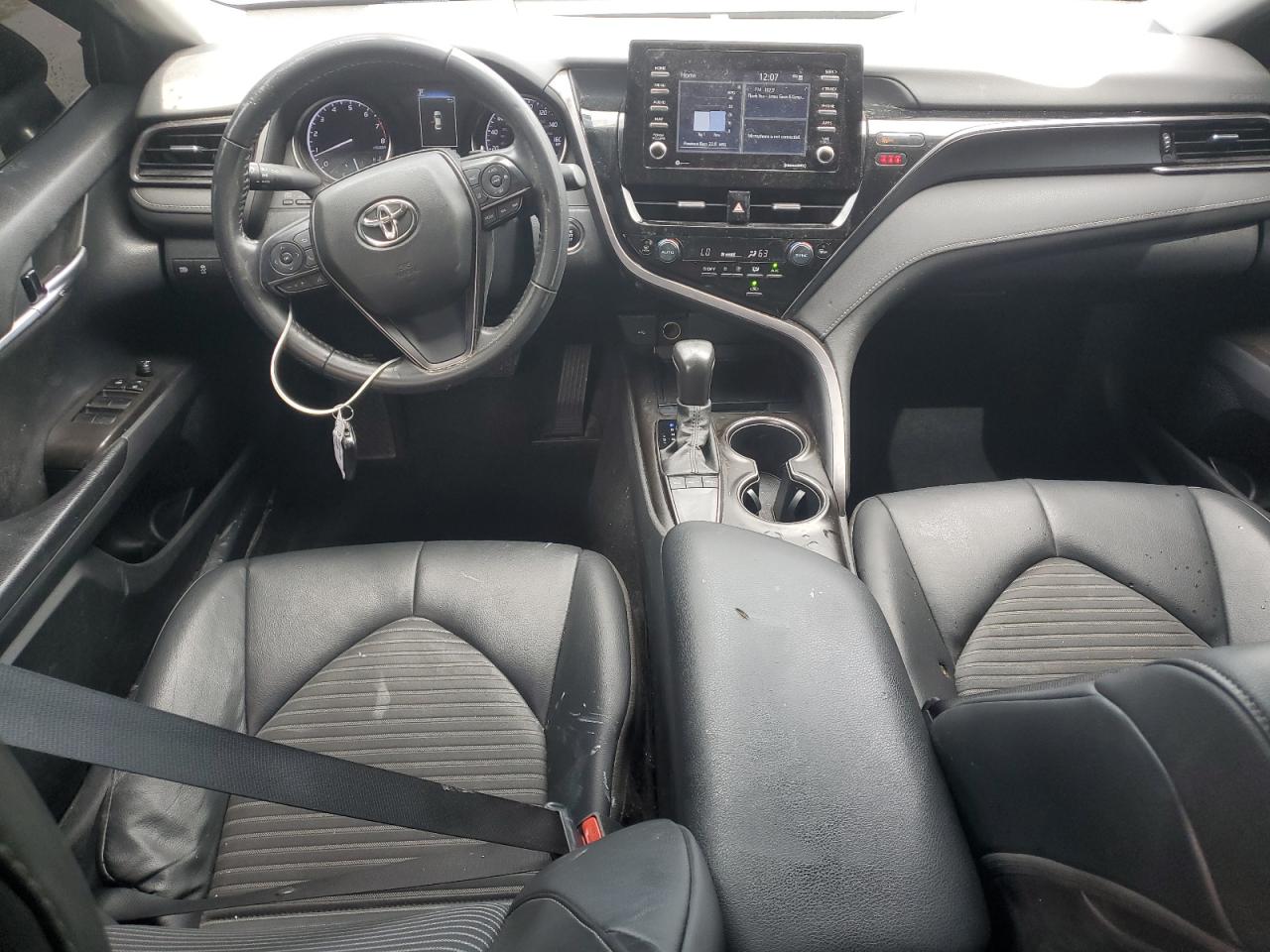 TOYOTA CAMRY SE NIGHT SHADE