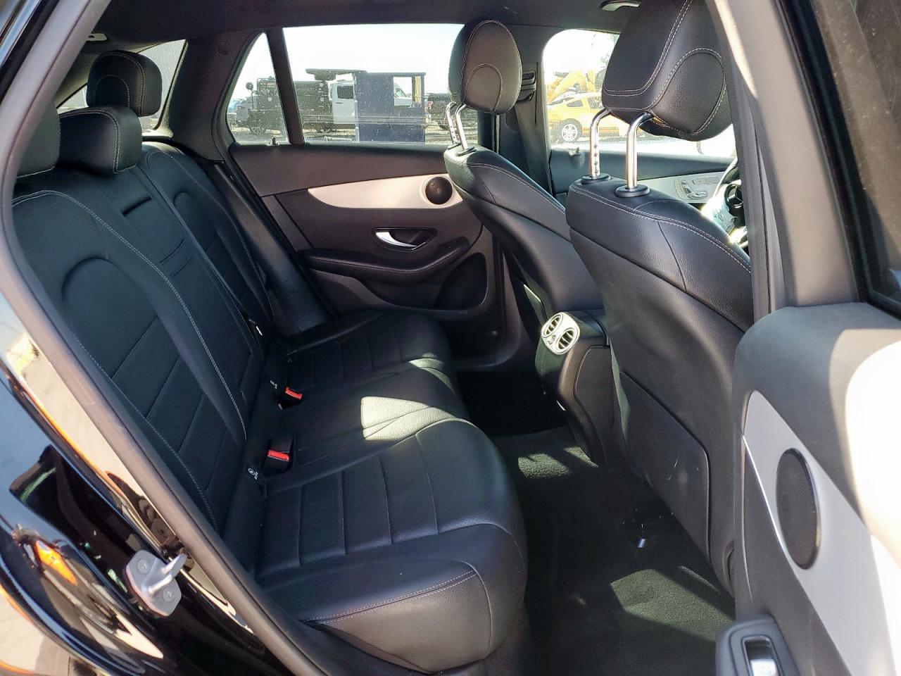 MERCEDES-BENZ GLC-CLASS 300