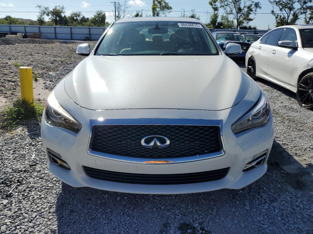 INFINITI Q50 PREMIUM