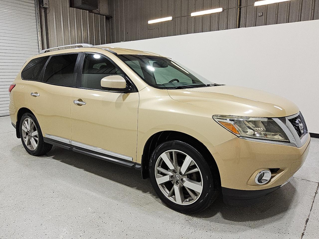 NISSAN PATHFINDER S