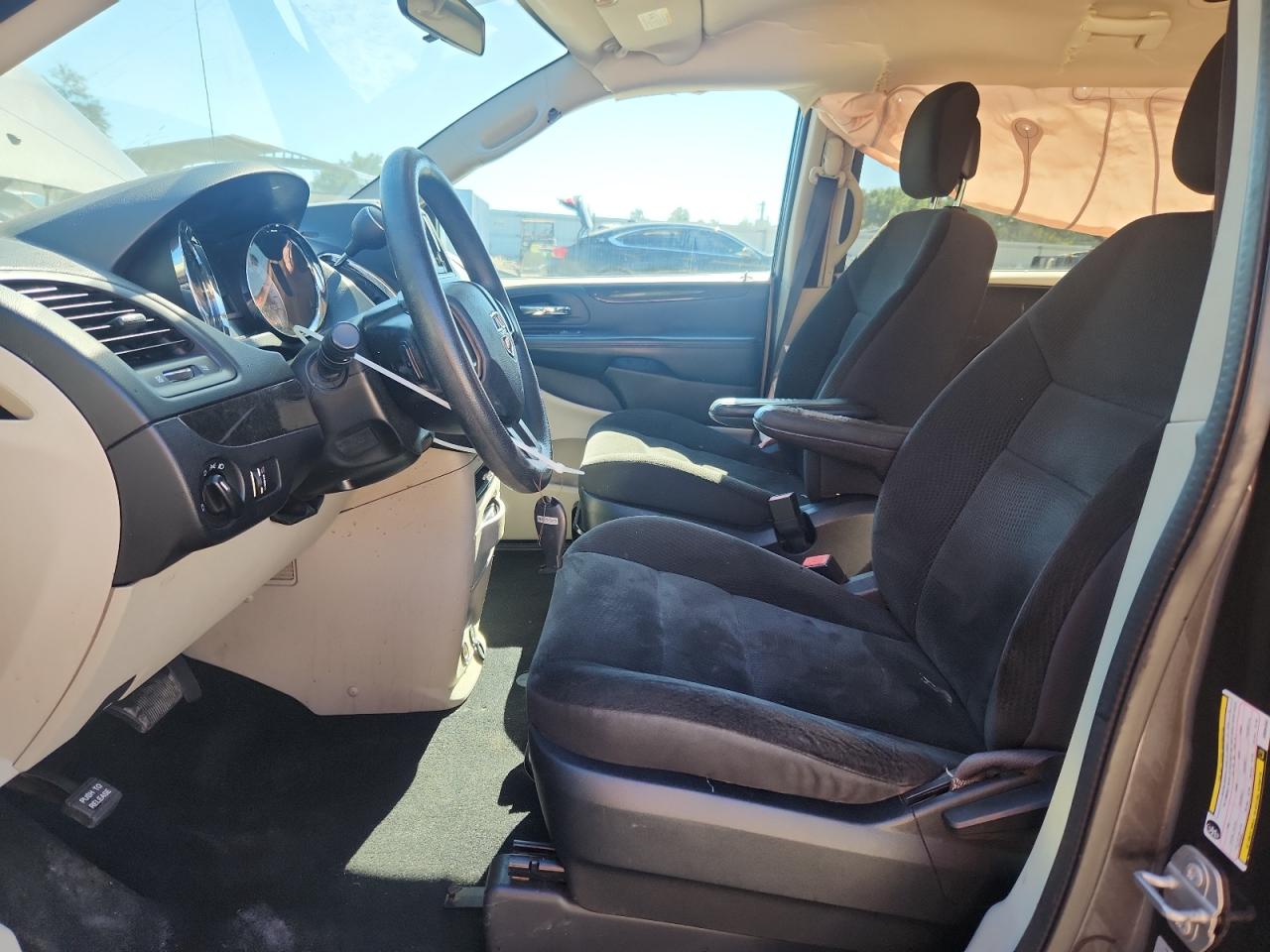 DODGE GRAND CARAVAN SE